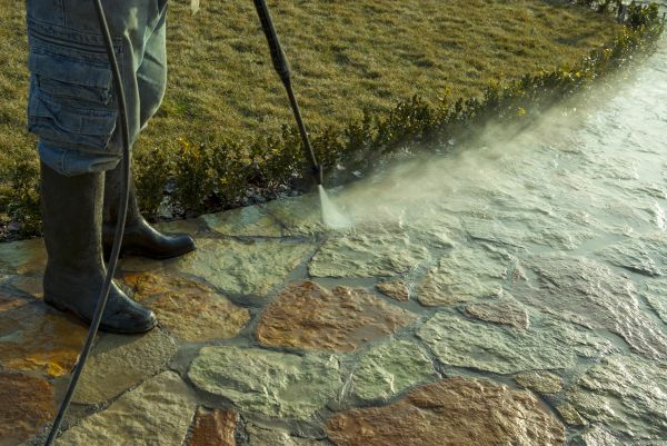 Stone Power Washing in Elkhart