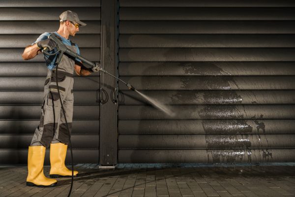 Cost of Garage Power Washing in Elkhart