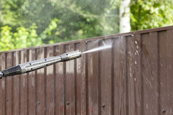 Cost of Vinyl Fence Cleaning in Elkhart