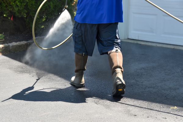 Asphalt Driveway Cleaning in Elkhart