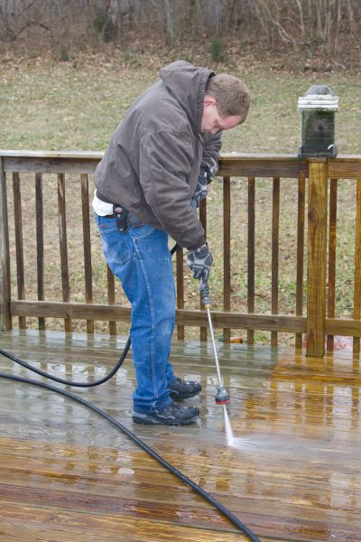 Balcony Power Washing in Elkhart