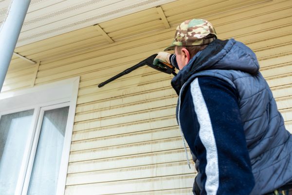 Cost of Vinyl Siding Pressure Cleaning in Elkhart