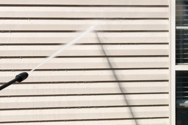 Apartment Power Washing in Elkhart
