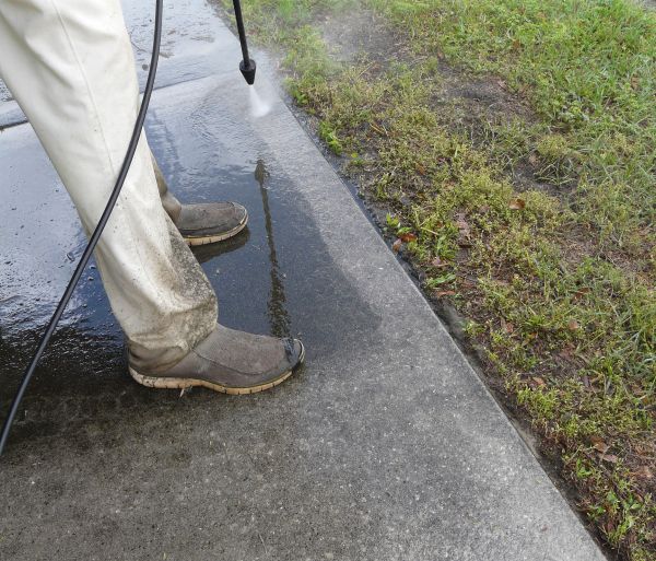 Concrete Slab Powerwashing in Elkhart